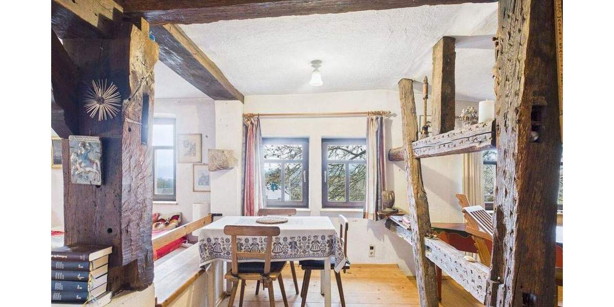Einfamilienhaus Rentweinsdorf Sendelbach - 8 Zimmer, 268 m&sup2;, 390.000&euro; | Angebot:25696962