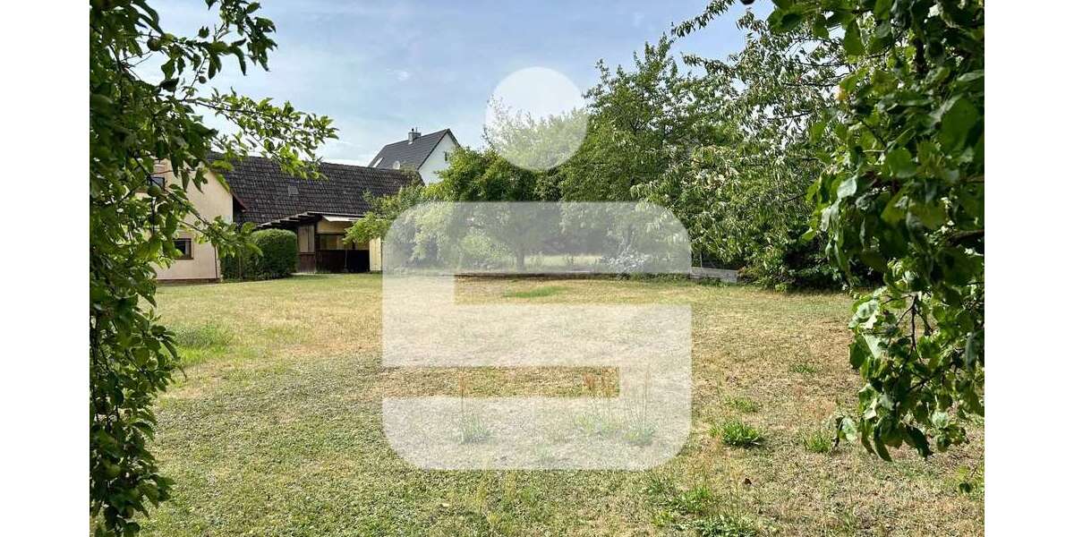 Grundstück Adelsdorf - 250.000&euro; | Angebot:27251788