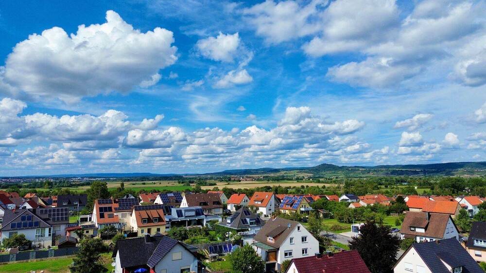 Mehrfamilienhaus, Wohnhaus Knetzgau - 9 Zimmer, 495.000&euro; | Angebot:25686242