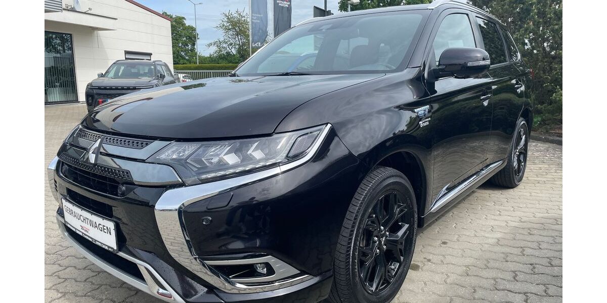 Mitsubishi Plug-in Hybrid Outlander 103.000 km 22.900 &euro; Forchheim 91301