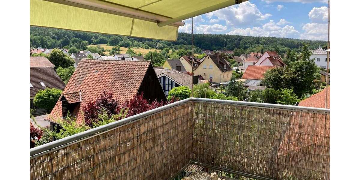 Etagenwohnung Forchheim - 3.5 Zimmer, 84 m&sup2;, 350.000&euro; | Angebot:24975793