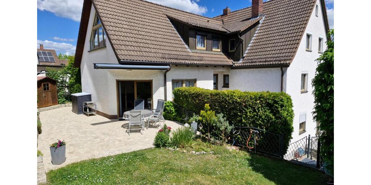 Mehrfamilienhaus, Wohnhaus Hausen - 10 Zimmer, 268 m&sup2;, 680.000&euro; | Angebot:22627182