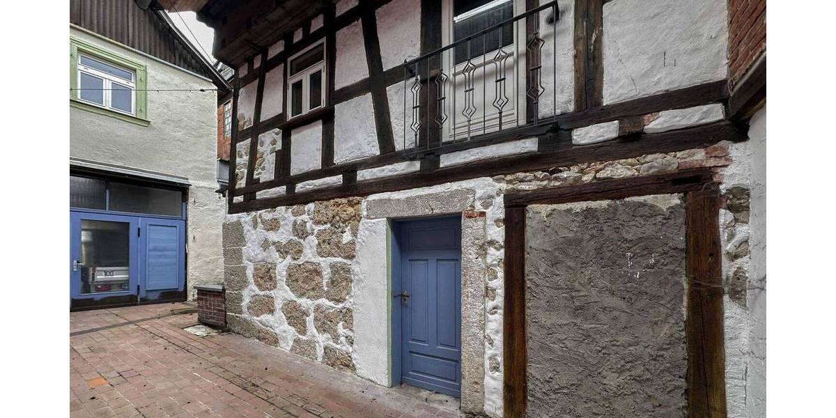 Gewerbeobjekt Hollfeld - 7 Zimmer, 349.000&euro; | Angebot:26617414