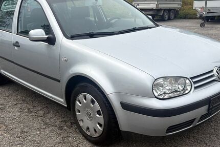 VW Golf 250.000 km 1.800 &euro; Knetzgau 97478