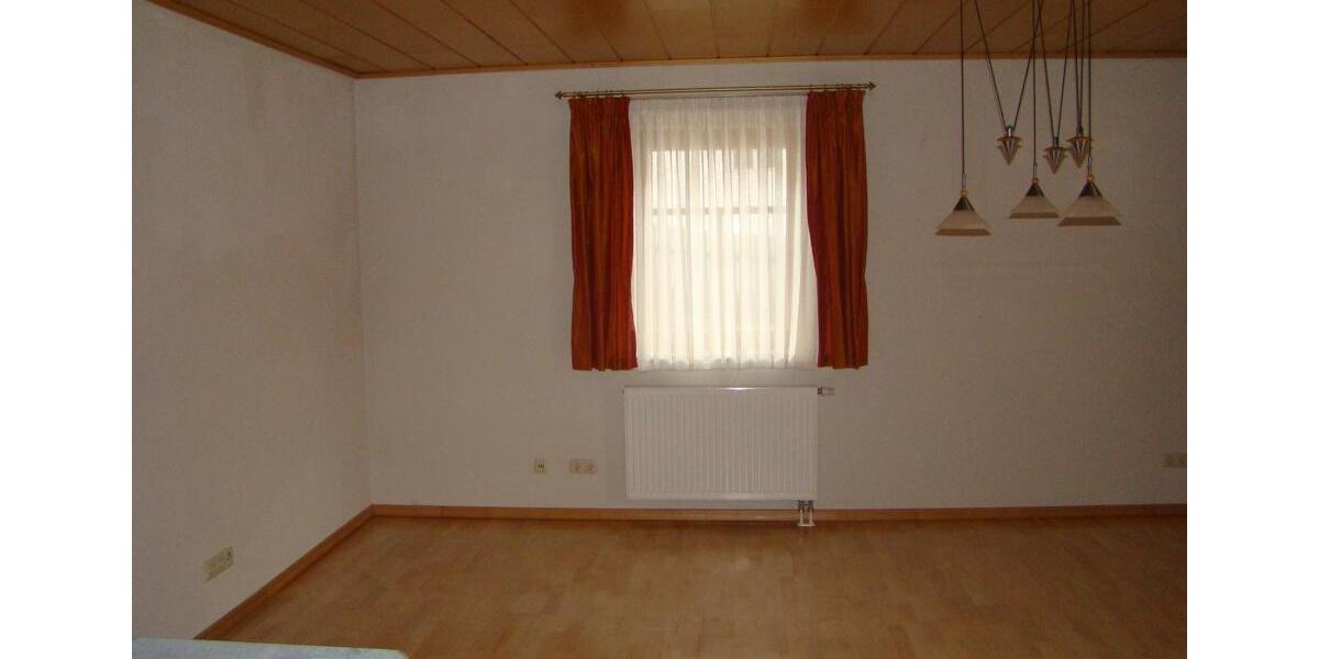 Terrassenwohnung Vestenbergsgreuth - 3 Zimmer, 91 m&sup2;, 189.000&euro; | Angebot:24123865