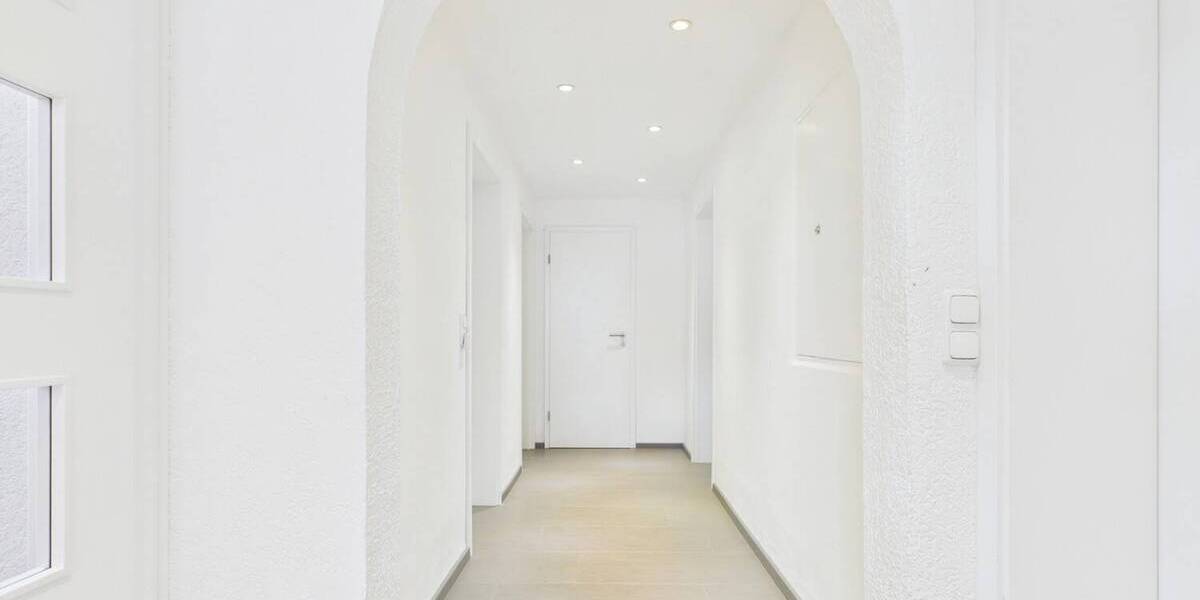 Einfamilienhaus Rentweinsdorf - 7 Zimmer, 218 m&sup2;, 495.000&euro; | Angebot:25696959