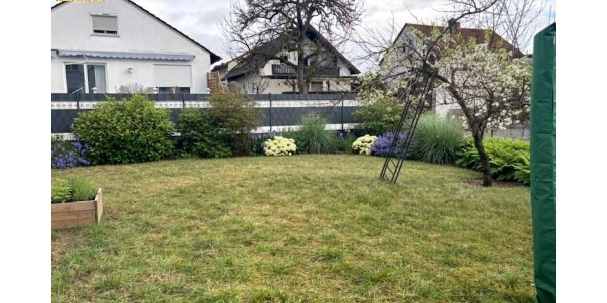 Mehrfamilienhaus, Wohnhaus Strullendorf - 9 Zimmer, 206 m&sup2;, 389.000&euro; | Angebot:25662851