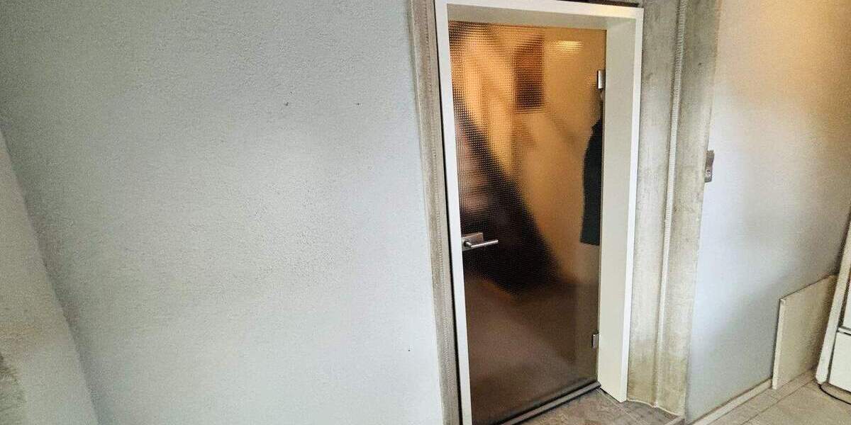 Einfamilienhaus Knetzgau - 1 Zimmer, 280 m&sup2;, 425.000&euro; | Angebot:26930619
