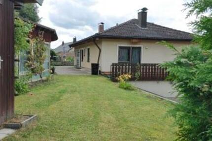 Haus Heiligenstadt in Oberfranken - 8 Zimmer, 220 m&sup2;, 350.000&euro; | Angebot:25960122