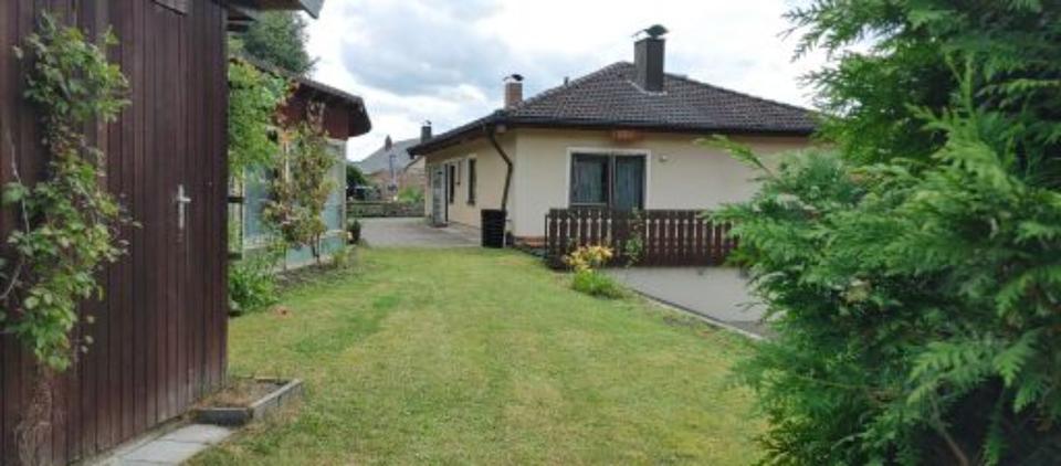 Mehrfamilienhaus, Wohnhaus Heiligenstadt in Oberfranken - 8 Zimmer, 220 m&sup2;, 350.000&euro; | Angebot:25960122