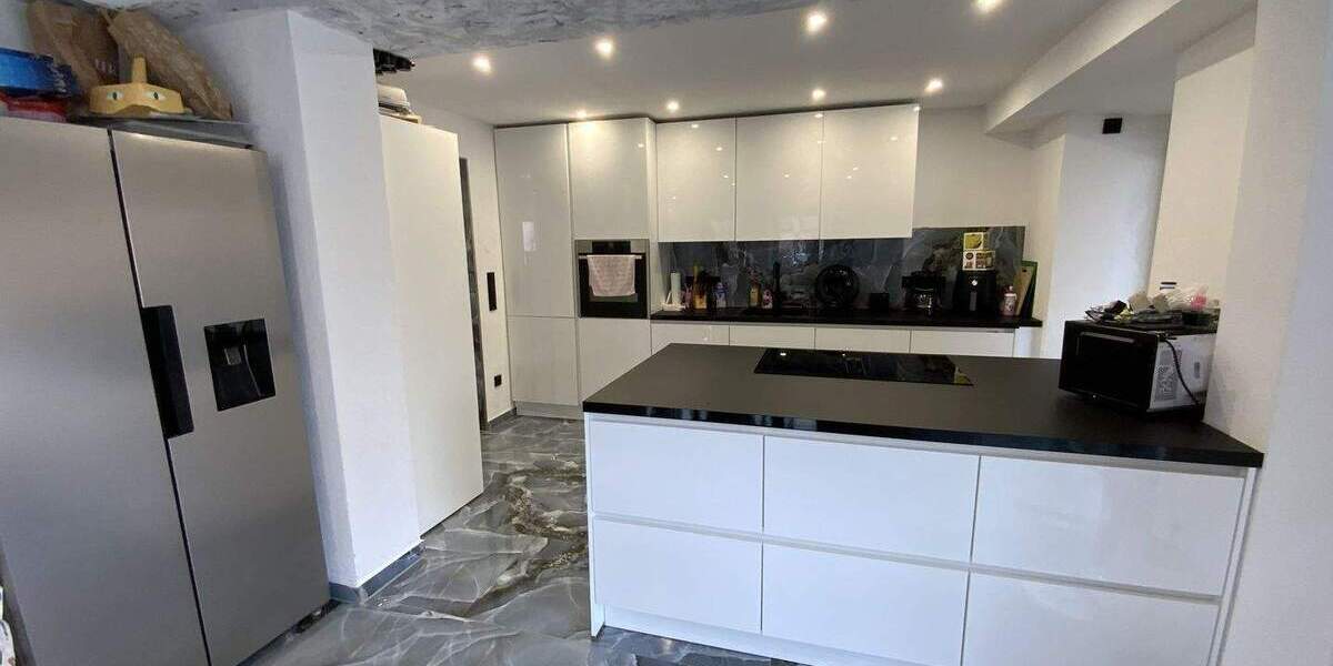 Mehrfamilienhaus, Wohnhaus Pretzfeld - 7 Zimmer, 194 m&sup2;, 625.000&euro; | Angebot:25692198