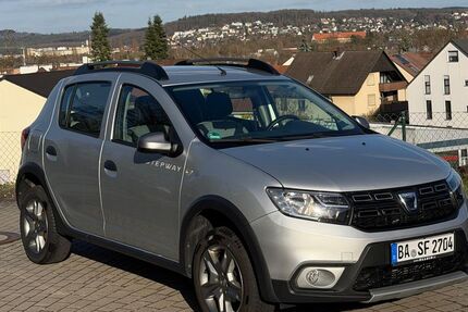 Dacia Sandero 101.000 km 5.999 &euro; Bamberg 96047