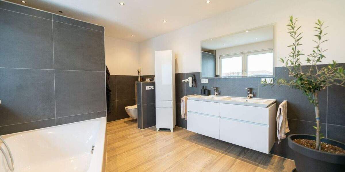 Etagenwohnung Hallstadt - 4 Zimmer, 178 m&sup2;, 669.000&euro; | Angebot:25738409