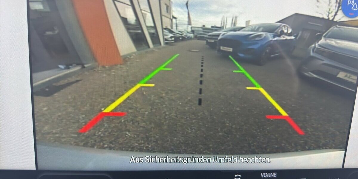 Ford Focus Turnier ST-Line X*Aut./Pano/AHK/Navi/SHZG/PD 17.607 km 22.490 &euro; Bamberg 96052