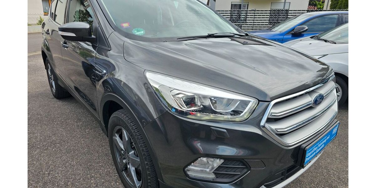 Ford Kuga 52.000 km 14.499 &euro; Knetzgau 97478