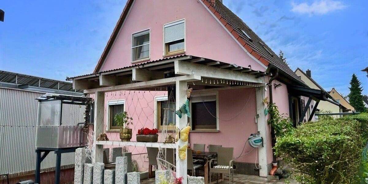 Einfamilienhaus Burghaslach - 6 Zimmer, 114 m&sup2;, 349.000&euro; | Angebot:25671202