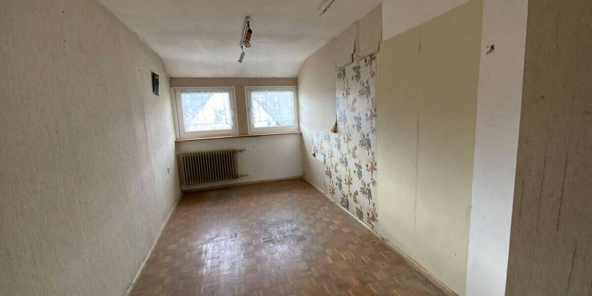 Einfamilienhaus Forchheim - 7 Zimmer, 135 m&sup2;, 417.000&euro; | Angebot:26190019