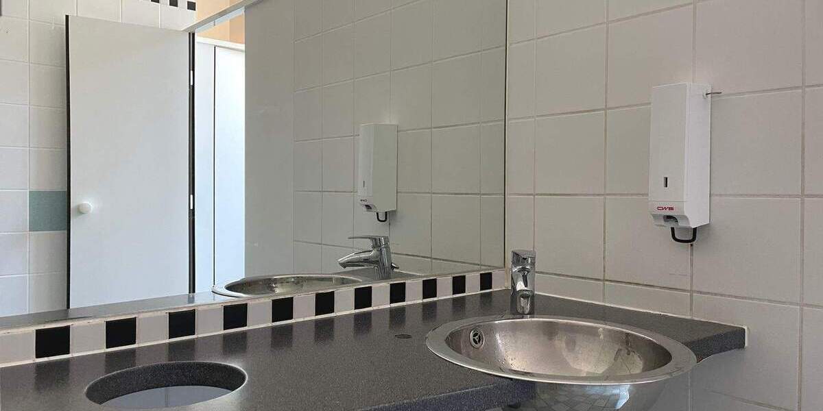 Gewerbeobjekt Bamberg Gereuth - 8 Zimmer, 338 m&sup2;, 2.960&euro; | Angebot:25734006