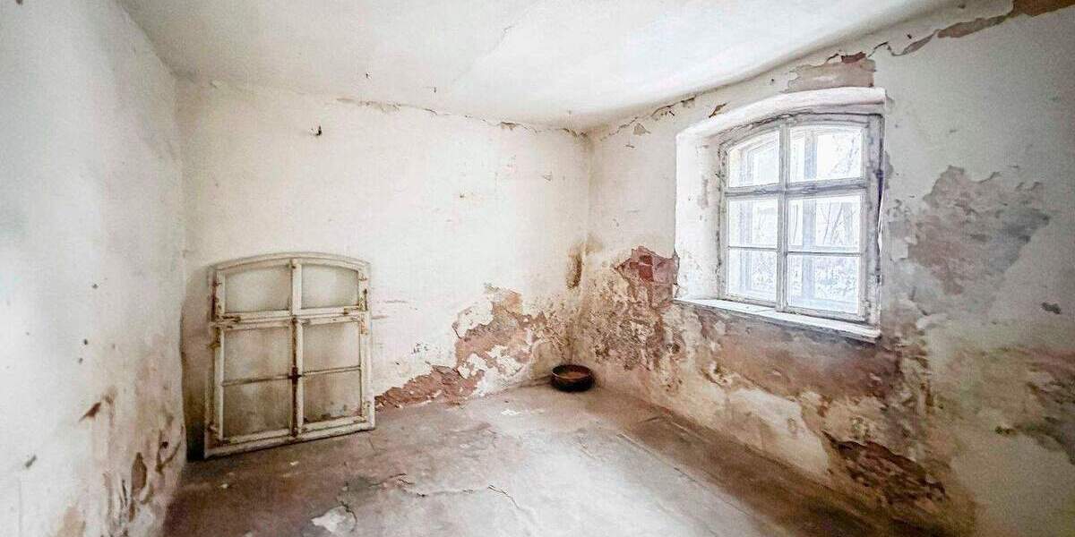 Mehrfamilienhaus, Wohnhaus Königsfeld - 1 Zimmer, 284 m&sup2;, 49.000&euro; | Angebot:25930755