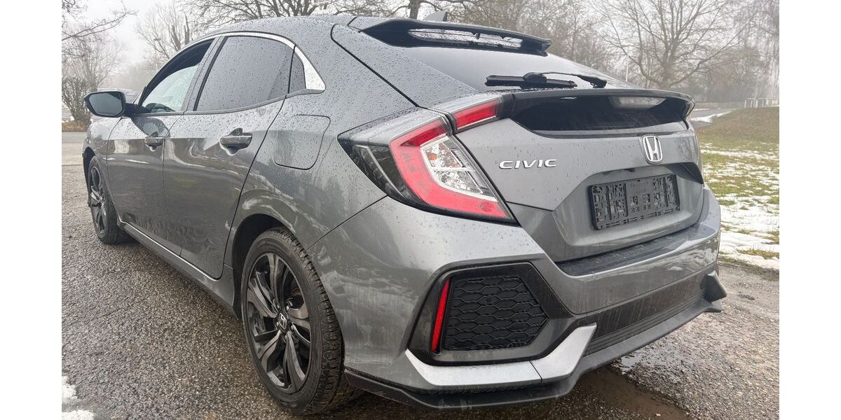 Honda Civic 157.000 km 11.700 &euro; Knetzgau 97478