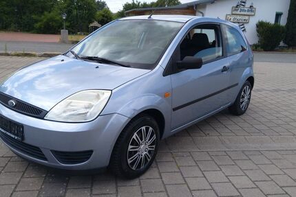 Ford Fiesta 117.000 km 1.600 &euro; Itzgrund 96274