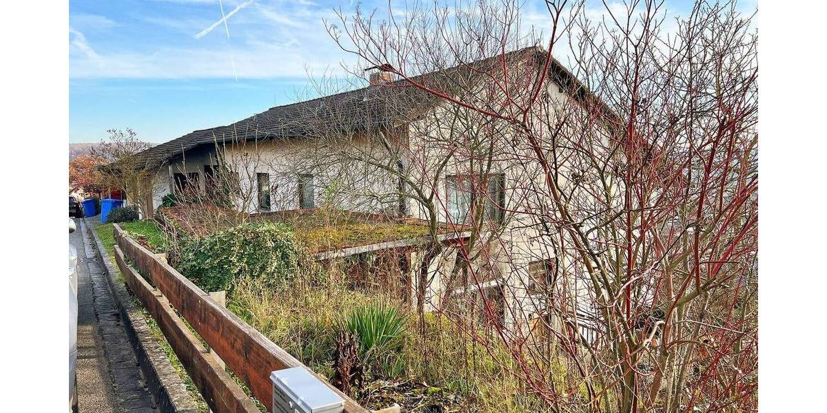 Einfamilienhaus Ebelsbach - 8 Zimmer, 225 m&sup2;, 329.000&euro; | Angebot:25686731