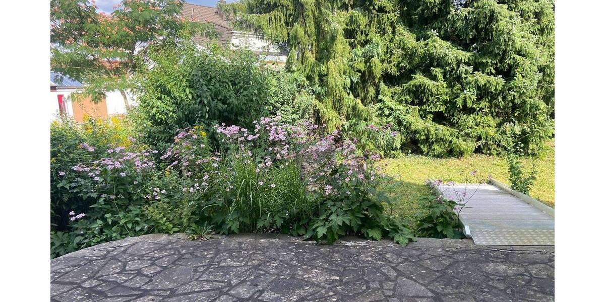 Einfamilienhaus Eggolsheim Bammersdorf - 7 Zimmer, 155 m&sup2;, 525.000&euro; | Angebot:25734395