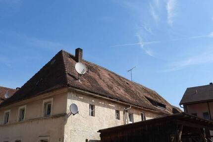 Haus Mühlhausen - 6 Zimmer, 200 m&sup2;, 75.000&euro; | Angebot:25695699