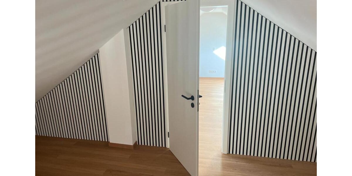 Maisonettenwohnung Adelsdorf - 3 Zimmer, 94 m&sup2;, 1.300&euro; | Angebot:26660349