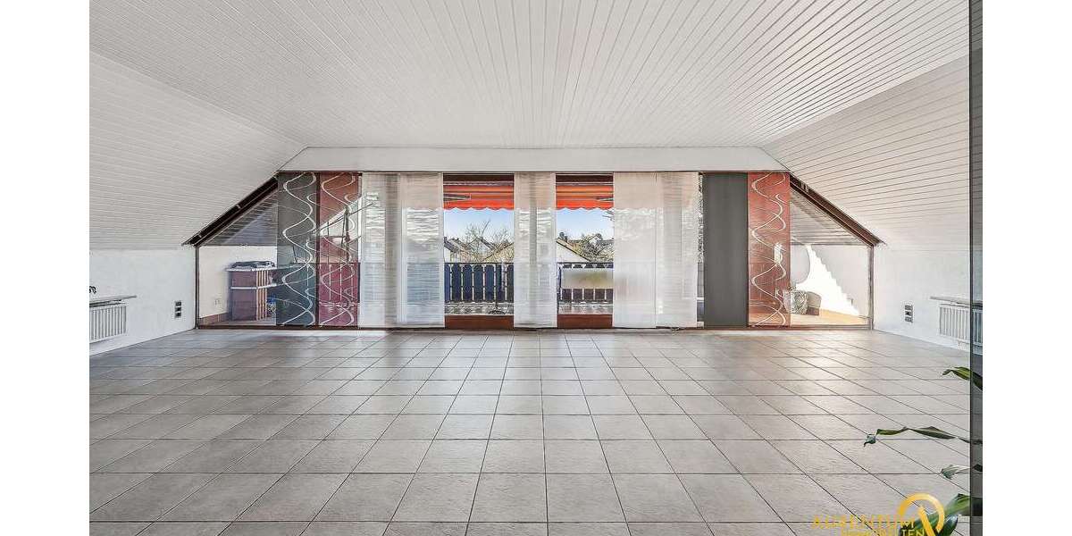 Etagenwohnung Adelsdorf - 6 Zimmer, 128 m&sup2;, 360.000&euro; | Angebot:26149747