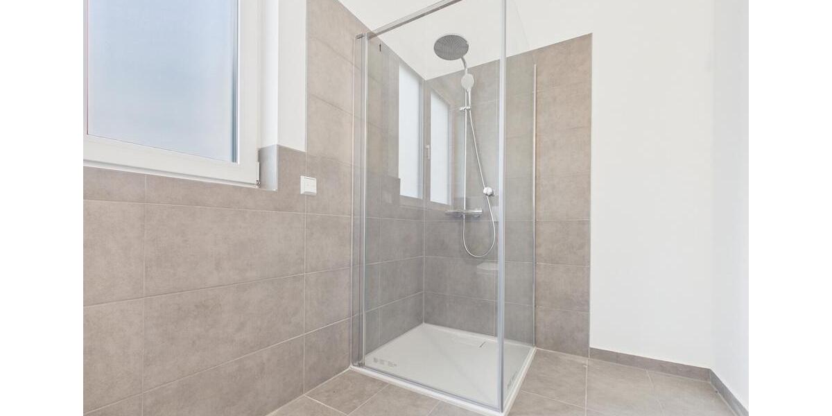 Doppelhaushälfte Gundelsheim - 5 Zimmer, 172 m&sup2;, 2.165&euro; | Angebot:25900166