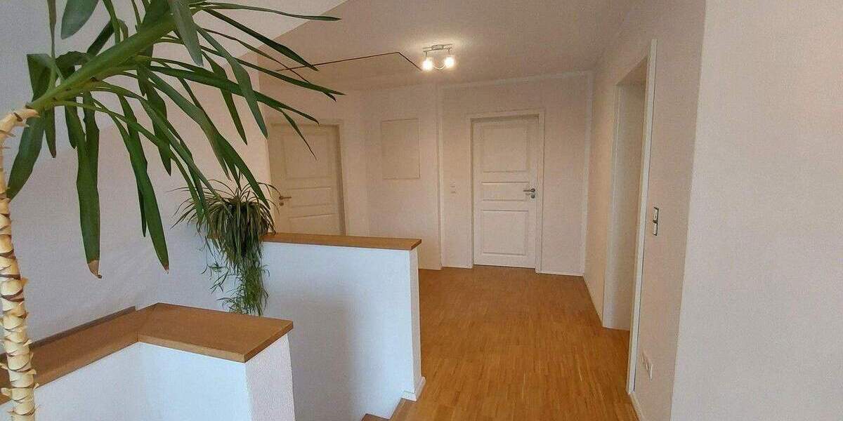 Einfamilienhaus Reckendorf Obermanndorf - 6 Zimmer, 179 m&sup2;, 585.000&euro; | Angebot:25760457