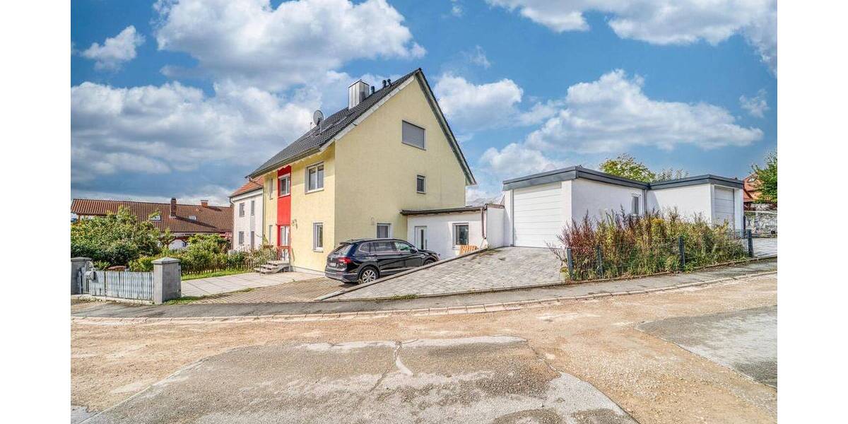 Doppelhaushälfte Hemhofen - 7 Zimmer, 180 m&sup2;, 685.000&euro; | Angebot:25685548