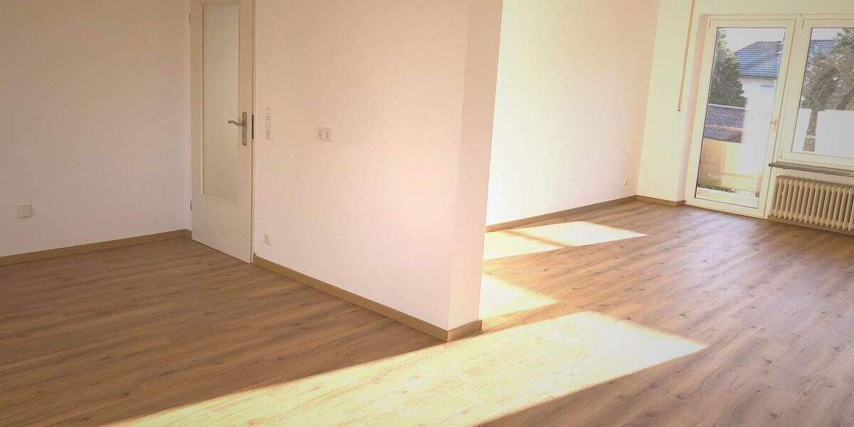 Mehrfamilienhaus, Wohnhaus Ebelsbach - 8 Zimmer, 649.000&euro; | Angebot:25695839