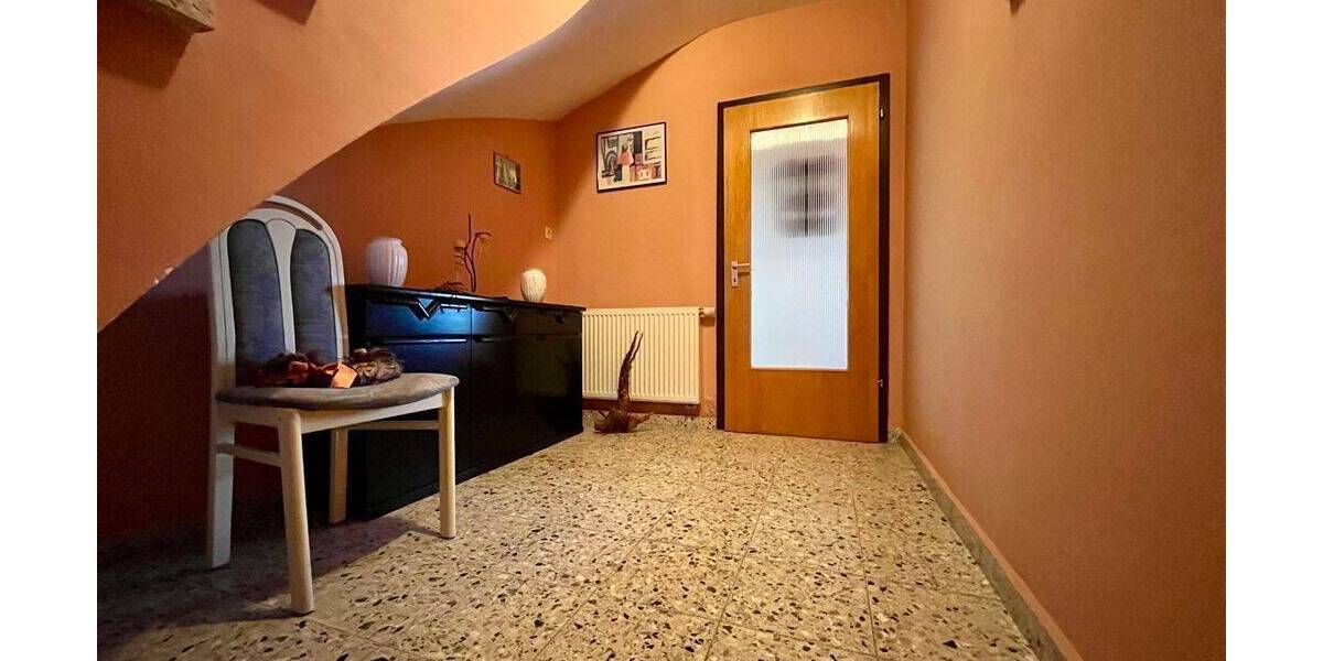 Einfamilienhaus Rentweinsdorf - 6 Zimmer, 132 m&sup2;, 295.000&euro; | Angebot:26036983