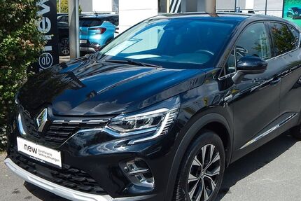 Renault Captur 13.493 km 17.650 &euro; Bamberg 96052