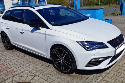 Seat Leon 112.500 km 18.990 &euro; Adelsdorf 91325