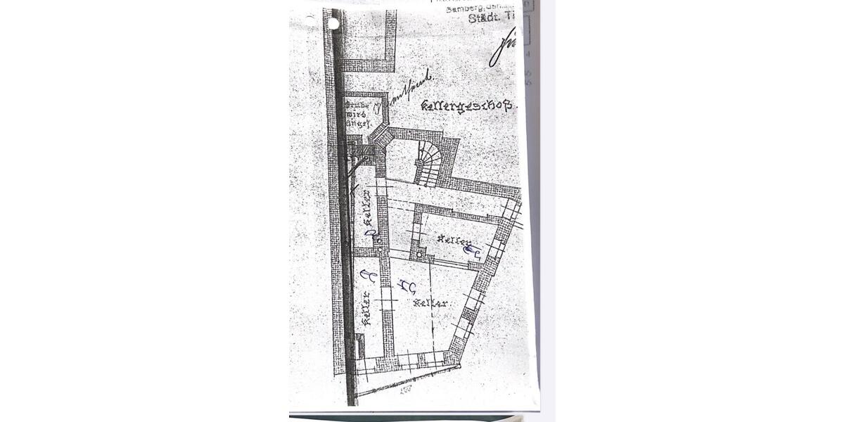 Mehrfamilienhaus, Wohnhaus Bamberg Gereuth - 14 Zimmer, 205 m&sup2;, 670.000&euro; | Angebot:27082715
