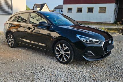 Hyundai i30 100.000 km 10.900 &euro; Hausen 91353
