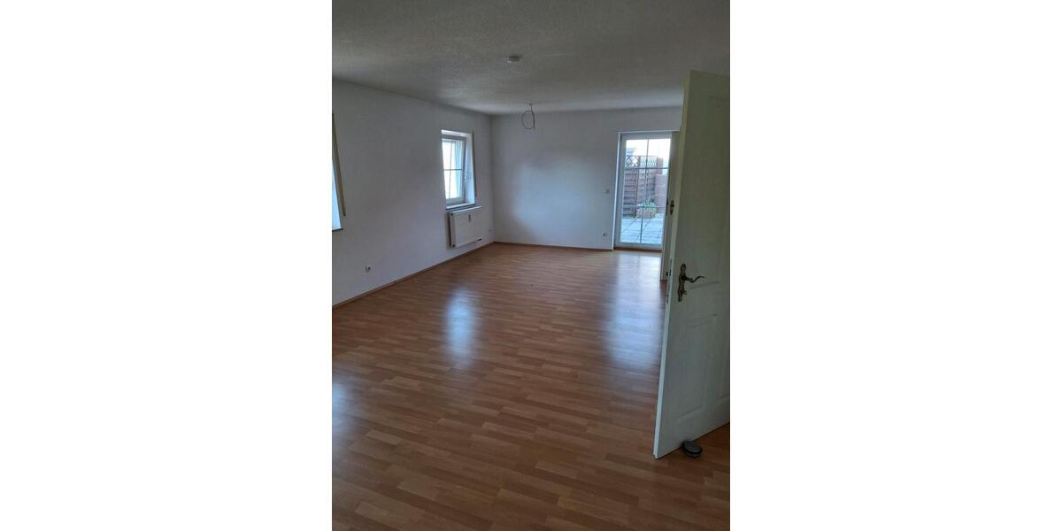 Etagenwohnung Oberaurach - 4 Zimmer, 120 m&sup2;, 149.000&euro; | Angebot:27157860