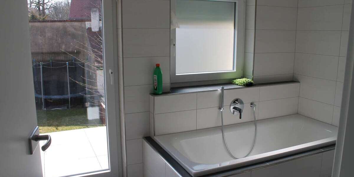 Reihenendhaus Forchheim - 3 Zimmer, 105 m&sup2;, 1.350&euro; | Angebot:25734394