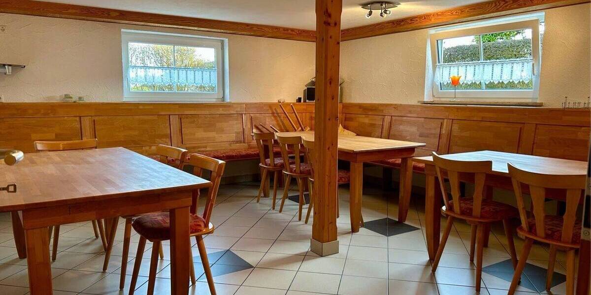 Einfamilienhaus Pommersfelden Sambach - 8 Zimmer, 144 m&sup2;, 399.000&euro; | Angebot:26015812