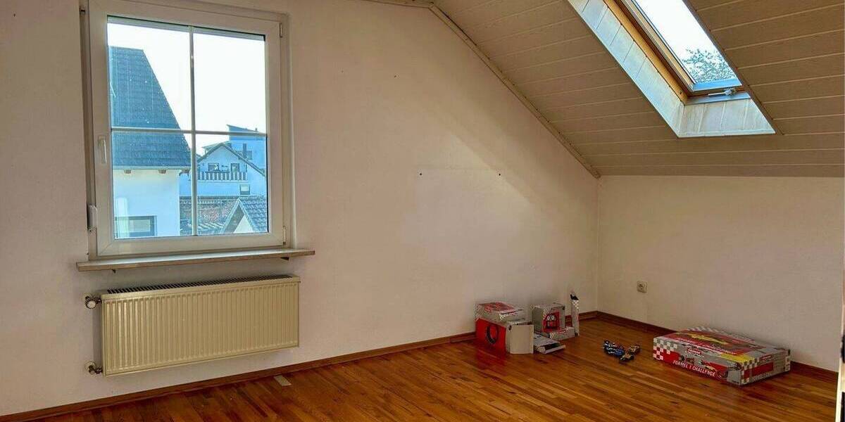 Einfamilienhaus Pommersfelden Sambach - 8 Zimmer, 144 m&sup2;, 399.000&euro; | Angebot:26015812