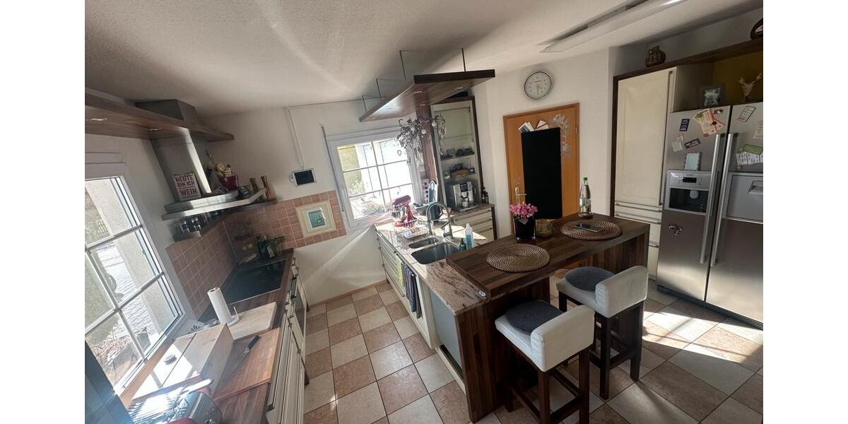 Einfamilienhaus Burghaslach - 6 Zimmer, 220 m&sup2;, 645.000&euro; | Angebot:26121712