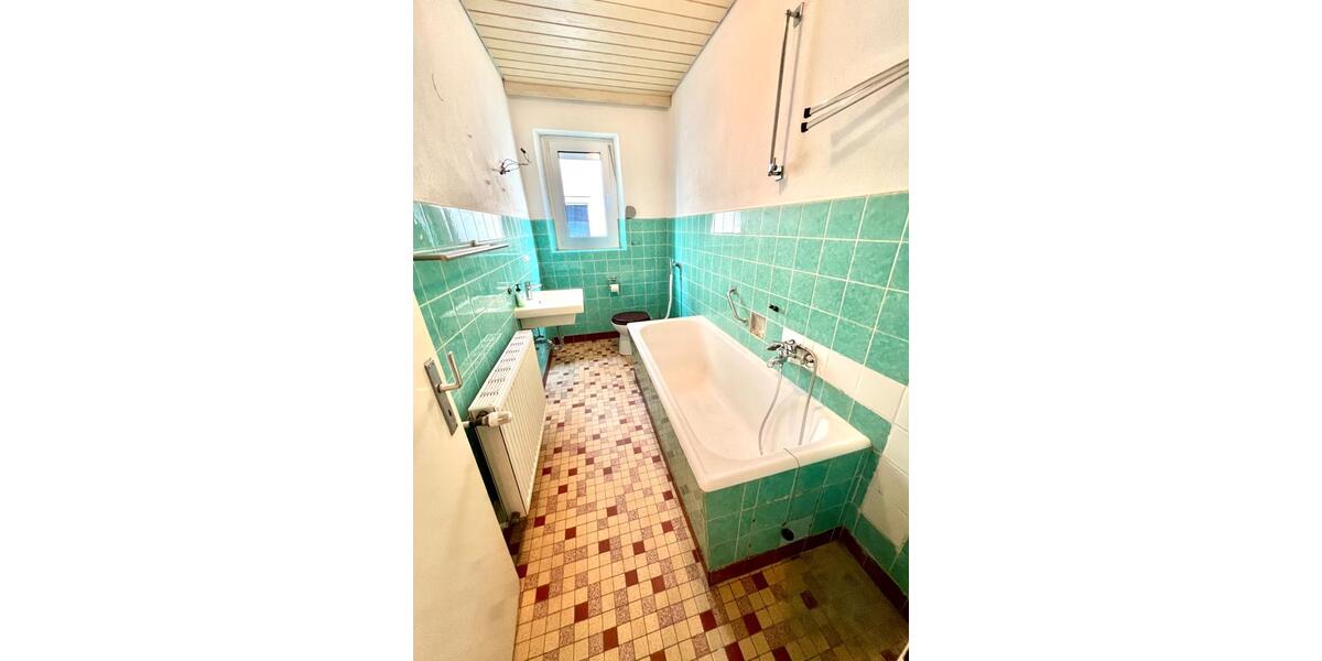 Einfamilienhaus Litzendorf - 7 Zimmer, 144 m&sup2;, 199.900&euro; | Angebot:26943309