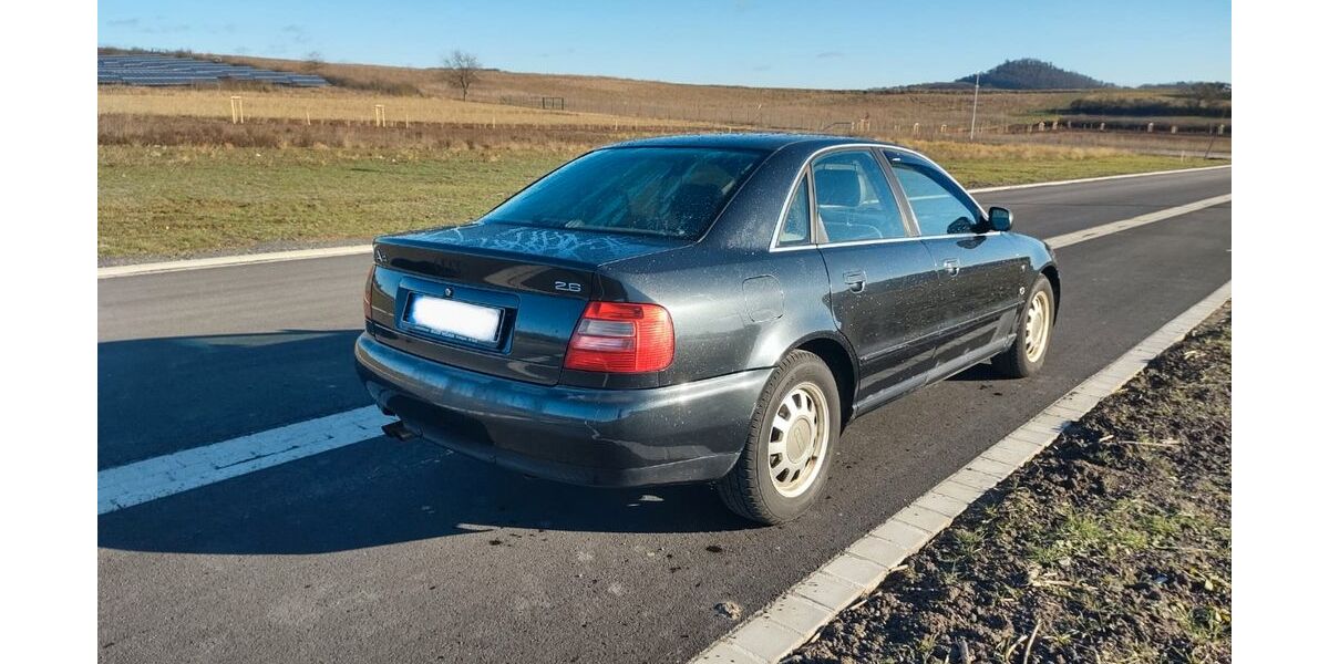 Audi A4 349.000 km 1.000 &euro; Eltmann 97483