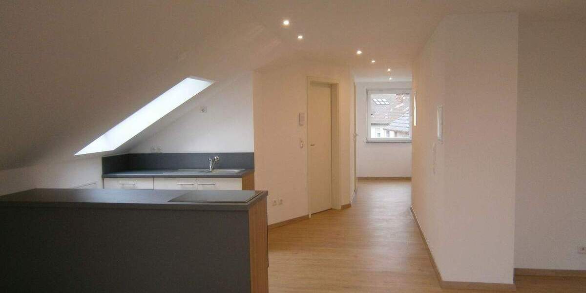 Mehrfamilienhaus, Wohnhaus Ebelsbach - 8 Zimmer, 649.000&euro; | Angebot:25695839