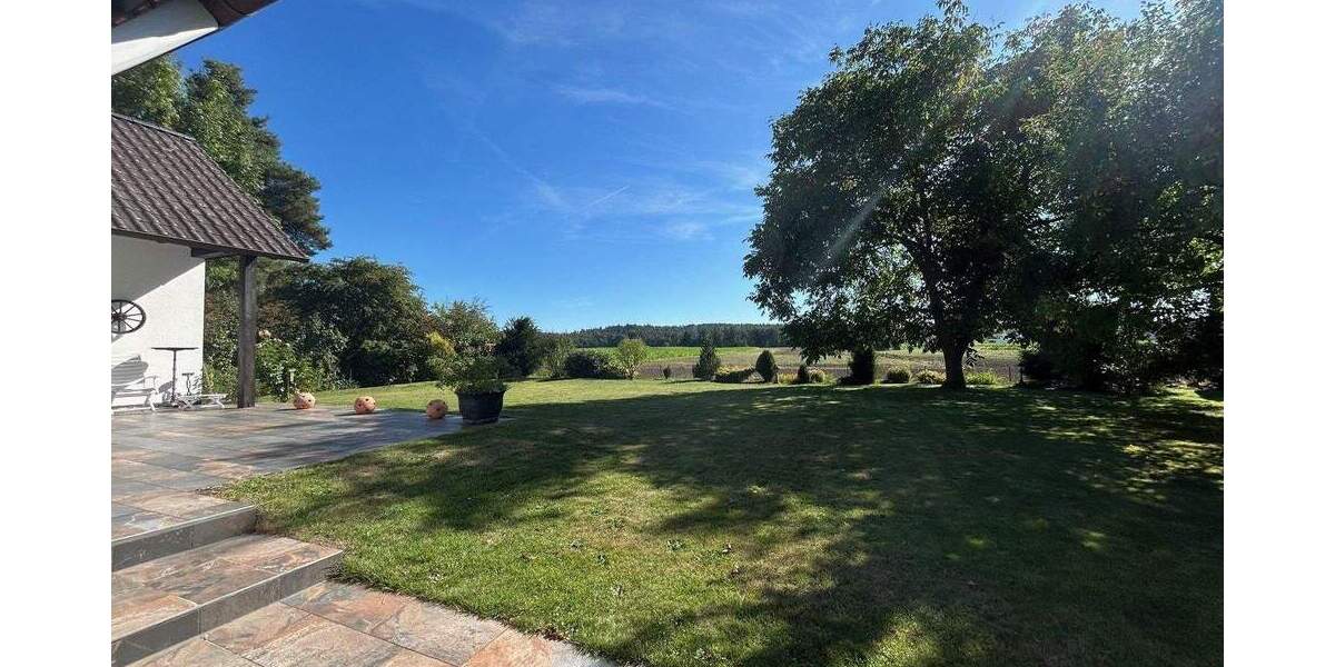 Einfamilienhaus Heßdorf - 7 Zimmer, 173 m&sup2;, 768.000&euro; | Angebot:25671195