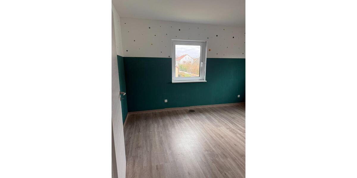 Einfamilienhaus Uehlfeld - 4 Zimmer, 144 m&sup2;, 519.000&euro; | Angebot:25049645