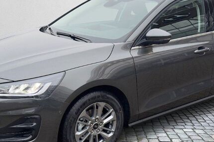 Ford Focus 3.510 km 28.279 &euro; Bamberg 96052